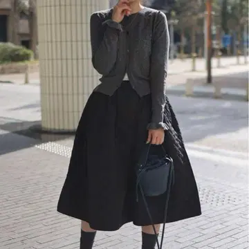 gypsohila 퀼팅 스커트 BK