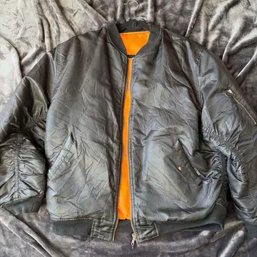 MA-1 플라이트 자켓 블랙