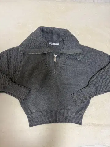 ZARA 그레이 니트