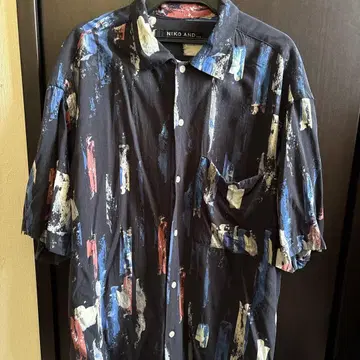 니코앤드 - 반팔 셔츠 블랙/다색