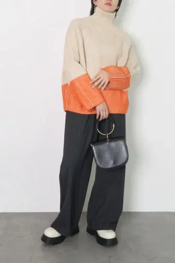 [ 새상품 ] MICALLEMICALLE 미카레미카레 바이컬러 리브 니트