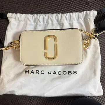 9000 8000 세일 MARC JACOBS 숄더백 화이트