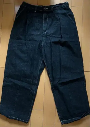 CONFIRM 블랙 와이드 팬츠 L 사이즈