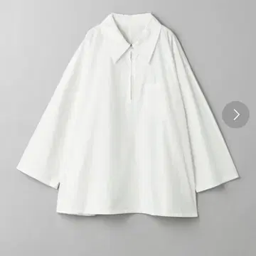 화이트 긴팔 셔츠 지퍼 포함
