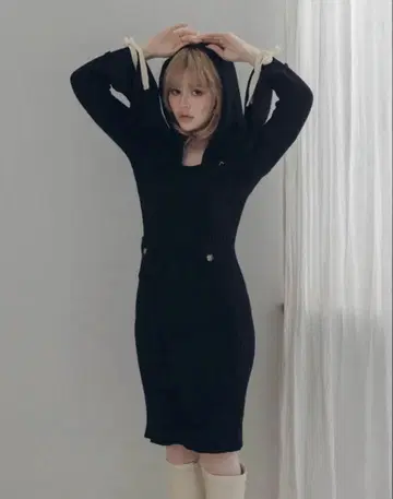 Ashley ribbon knit dress