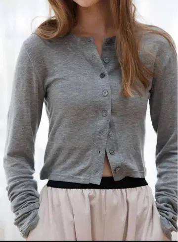 택 포함 새상품 pois 포와 시어 니트 가디건 미사용 새상품 M 사이즈