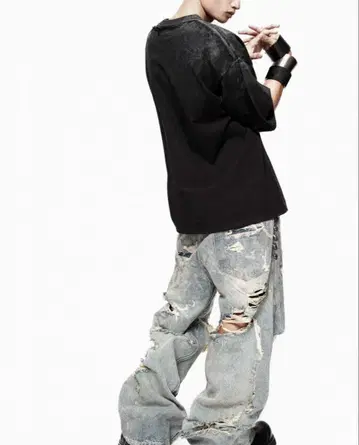 latuiatelier CRISIS CRAVER JEANS S 사이즈