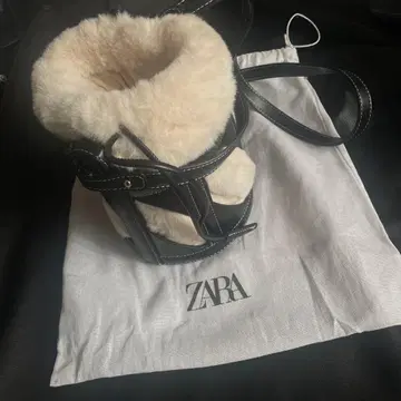 ZARA 인조 모피와 가죽 숄더백