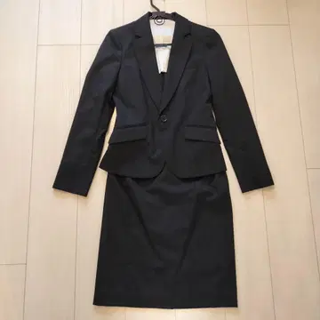 새상품급 Perfect Suit Factory 블랙 스커트 정장 세트