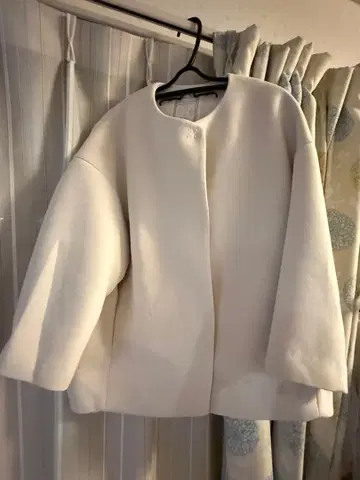 비어즐리 뒤 둥근 종이상자 코트 베이지 사이즈 1