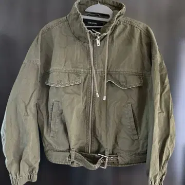 ZARA BASIC 유틸리티 크롭 자켓