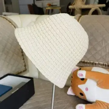 아이보리 니트 버킷햇
