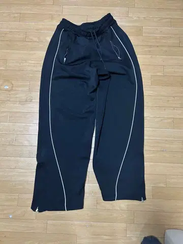 ZARA 대비 테크니컬 팬츠 s 사이즈