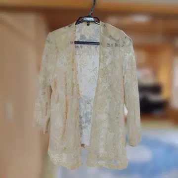 [ 장미빛 인생 ] 아이보리 레이스 긴팔 가디건