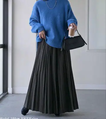 하그유 롱 플리츠 스커트 블랙 블랙 스커트 hug.u