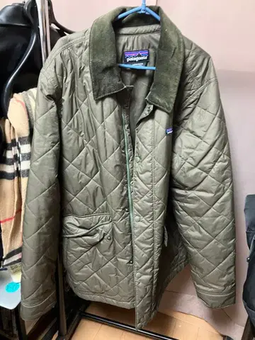 Patagonia 퀼팅 자켓 올리브 그린