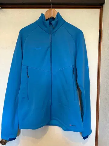 마무트 속기모 자켓