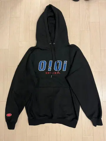 oioi 후드티