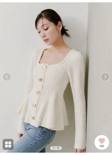 완판 택 포함 새상품 SNIDEL 스퀘어넥 페플럼 니트 풀오버