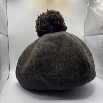 POU DOU DOU 다크 그린 폼폼 포함 베레모