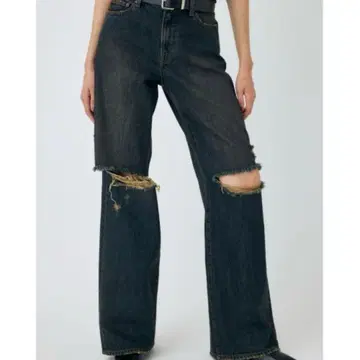 [ moussy ] KNEE SLIT WIDE STRAIGHT