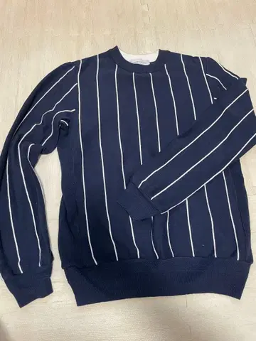 TOMORROWLAND 코튼 소재 크루넥 스웨터