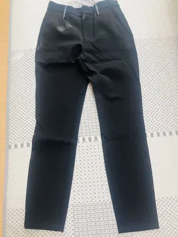 JACK BUNNY 블랙 슬림핏 팬츠