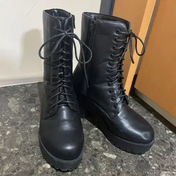통굽 레이스업 부츠 블랙 LL 사이즈