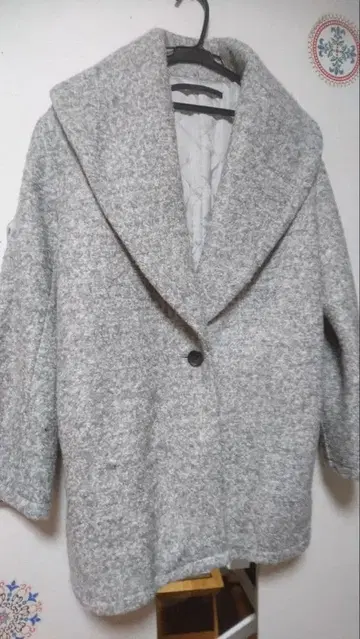 KBF+ 빅 숄카라 코트