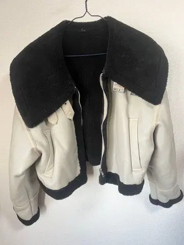 무루아 MURUA 숏 페이크 무스탕 자켓