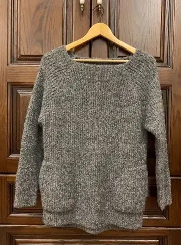니트 풀오버 그레이 / 포켓 포함