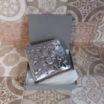 Coquette 코켓 다크 실버 별 모양 엠보싱 접이식 지갑