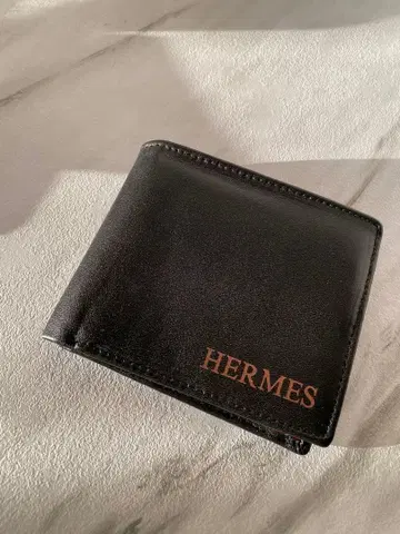 이단 접이식 지갑