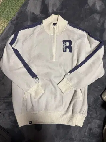 로사센 Rosasen 화이트 니트 스웨터 골프