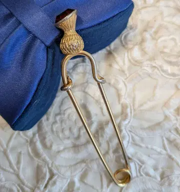 아자미 스코티시 퀼트 핀 브로치 레드 컬러 카보숑 영국 빈티지