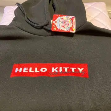 HELLO KITTY 50주년 후드티 블랙