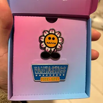 FANTASTICS 핀 배지 2023-2024