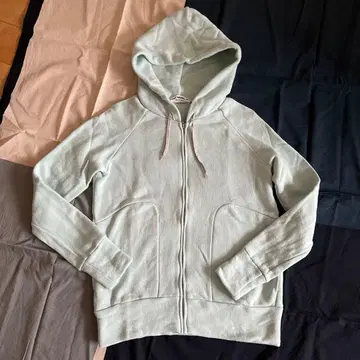 미나 페르호넨 후드티 38