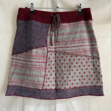 진 나소스 패치워크 니트 스커트 미착용