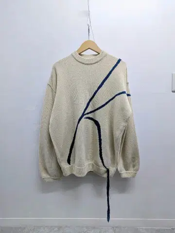 Artistic Line Design Sweater