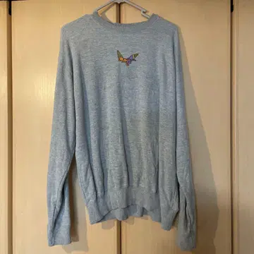 left alone 트레이닝복