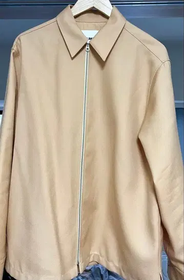 질샌더 베이지 블루종