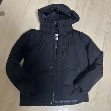 BEAUTY & YOUTH 코마츠 마테레 블랙 다운 자켓 M 사이즈