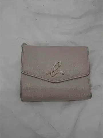 에네스베 2단 접이식 지갑 베이지 계열 여성용