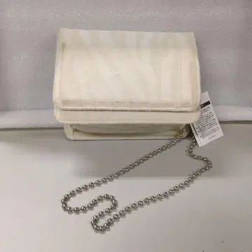 natural couture 숄더백 화이트 A