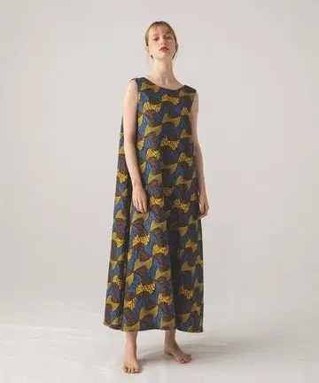 MECRE 아프리칸 프린트 슬리브리스 원피스 S