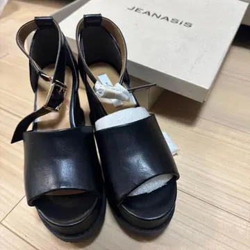 JEANASIS 블랙 오픈토 샌들