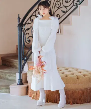 화이트 니트 롱 원피스