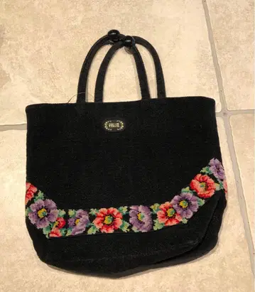 FEILER 꽃무늬 자수 토트백 블랙
