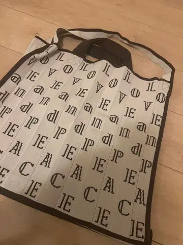 로고 프린트 토트백